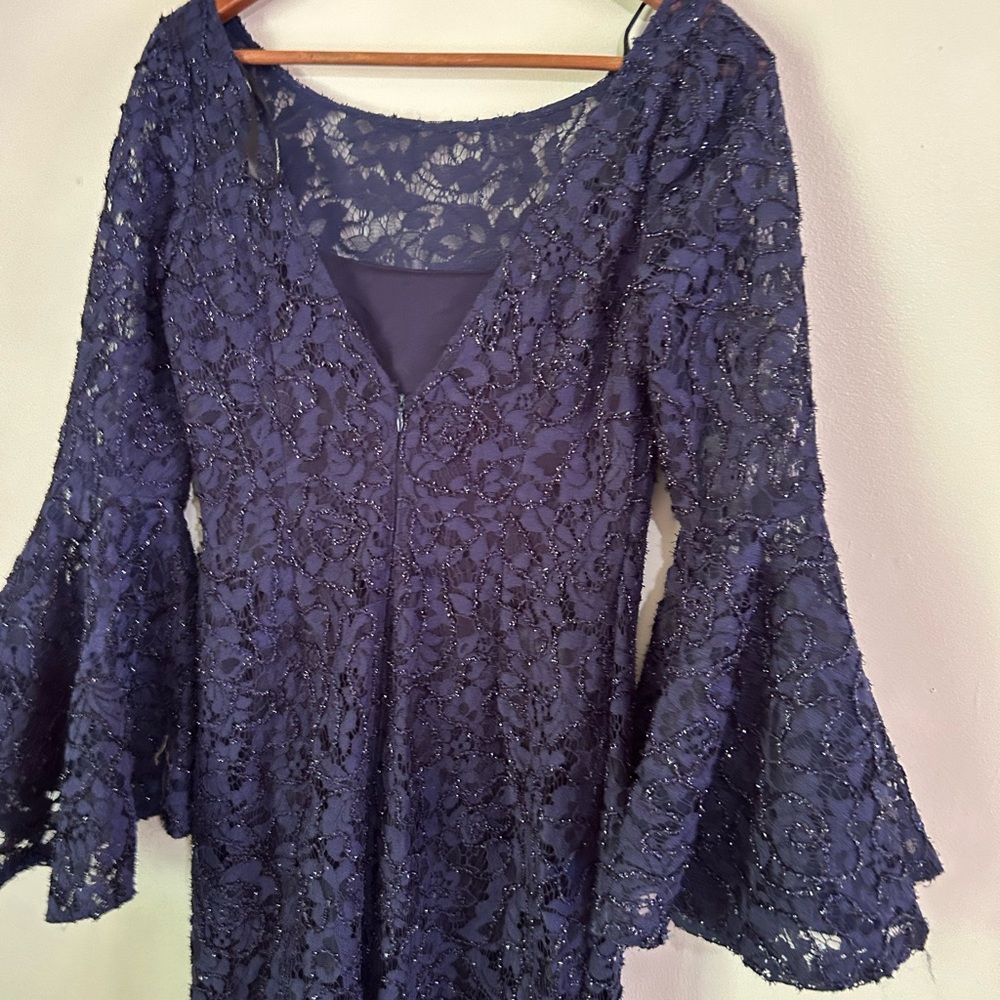 Elegant Navy Bell Sleeve Evening Gown - Picture 7 of 10